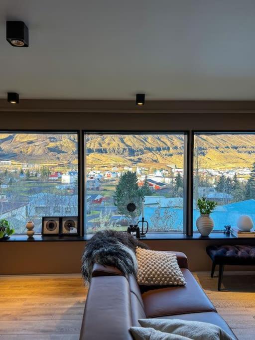 Botnahlid Villa, Mountain And Town Views And Outdoor Sauna Seyðisfjörður Dış mekan fotoğraf