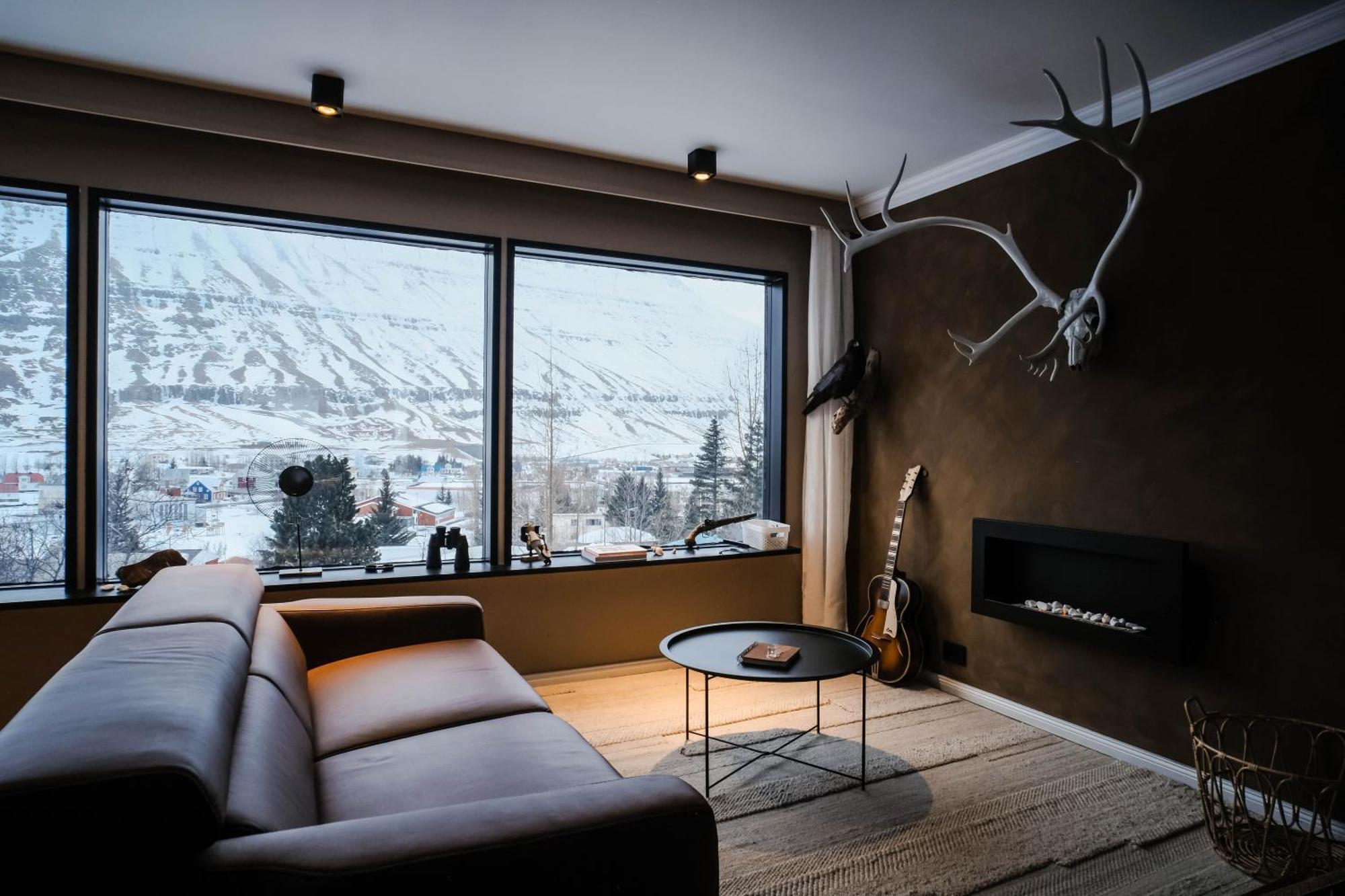 Botnahlid Villa, Mountain And Town Views And Outdoor Sauna Seyðisfjörður Dış mekan fotoğraf